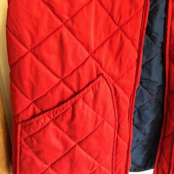 CROWN & IVY Red Puffer Quilted Vest Navy Trim Medium - Picture 9 of 14